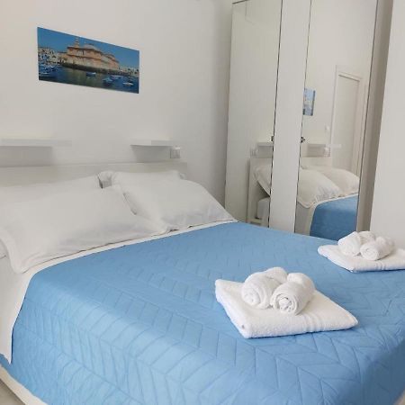 Mare Luna Apartment Bari Eksteriør billede